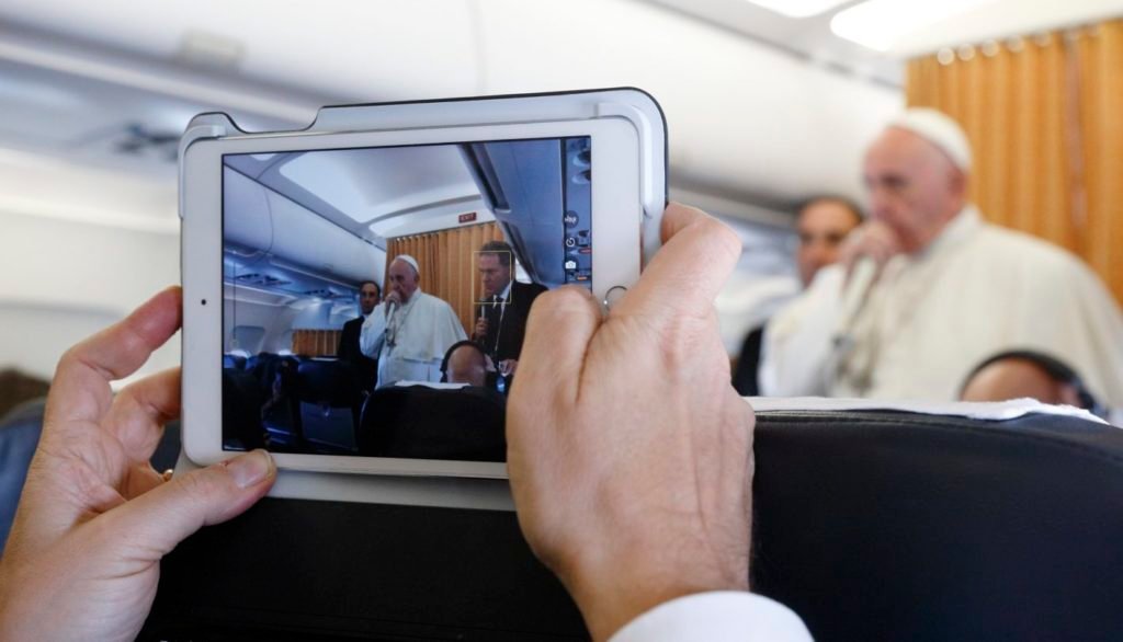 mensaje papa comunicaciones sociales